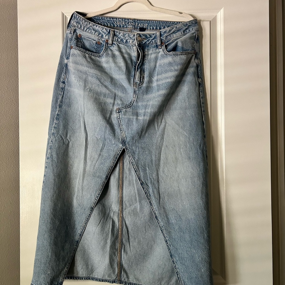 American Eagle Light Blue Denim Skirt with Front Slit